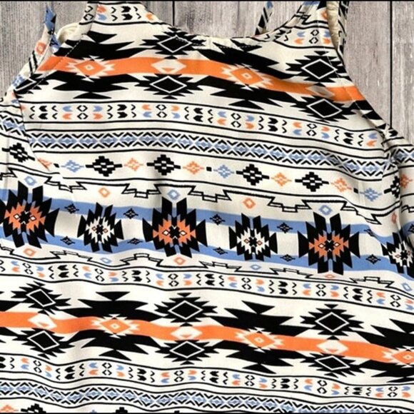 Lush‎ Aztec Pattern Sun Dress Aztec Geometric Pattern Spaghetti Strap Size XS - Picture 4 of 10